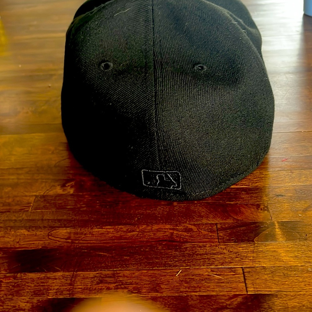 Yankees hat - Picture 3 of 4